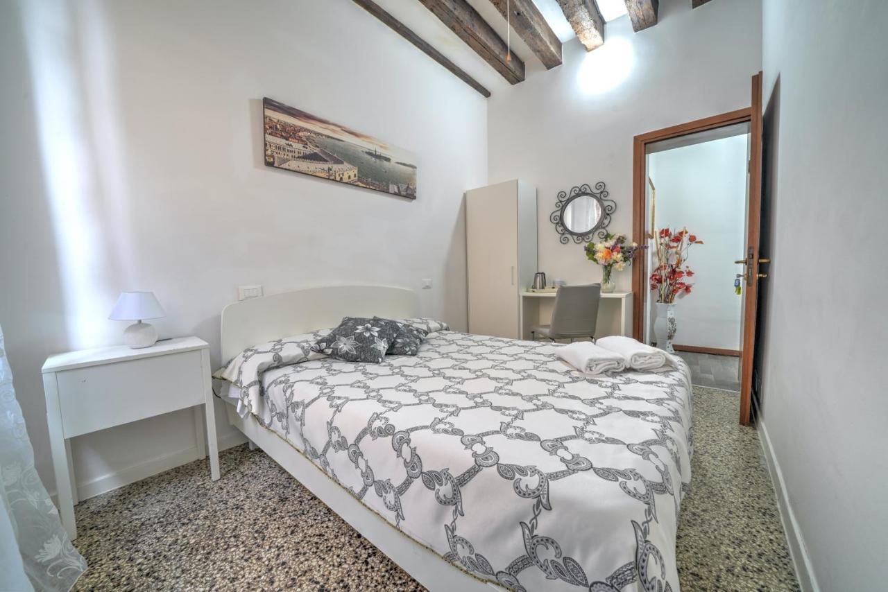 Residenza Briati Hotel Венеция Екстериор снимка