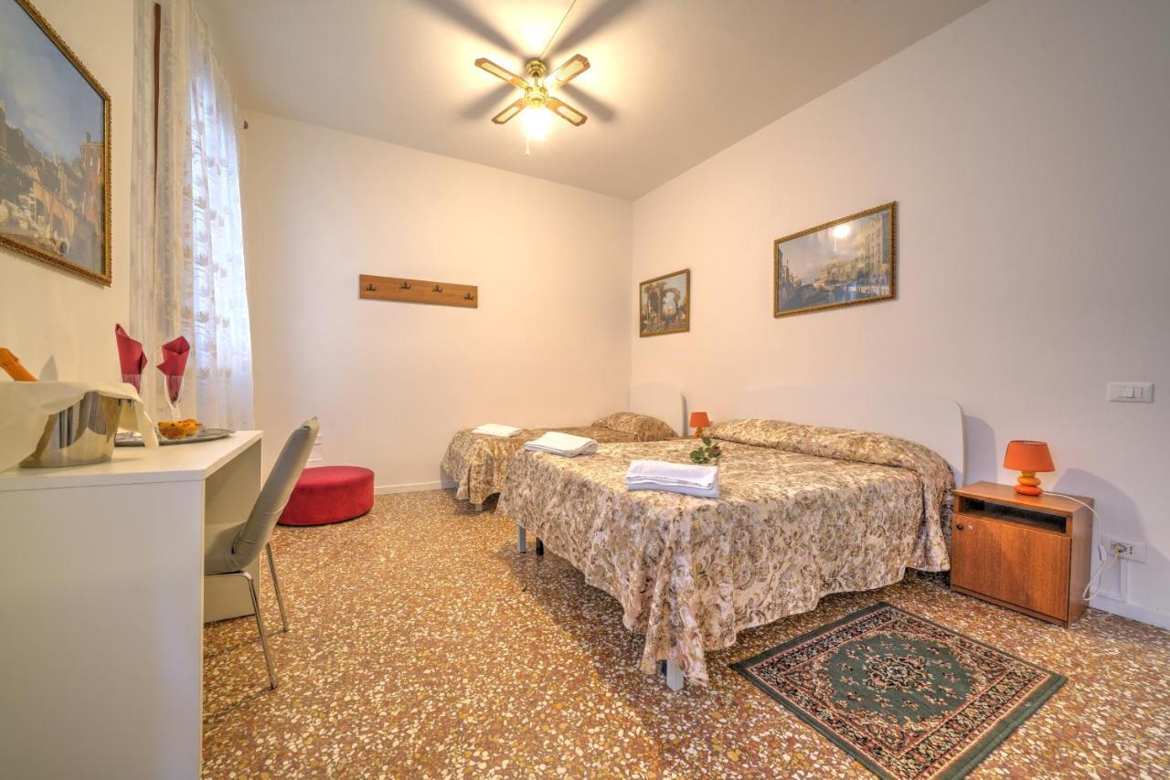 Residenza Briati Hotel Венеция Екстериор снимка